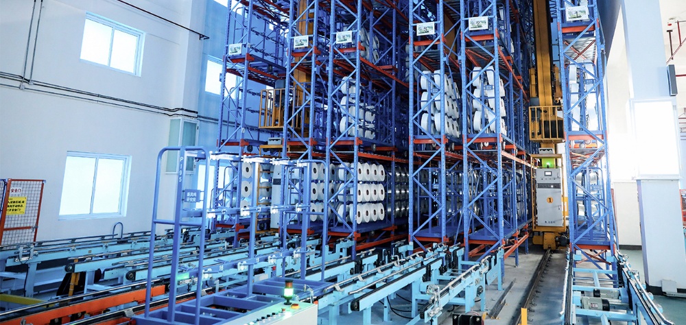 Intelligent warehouse